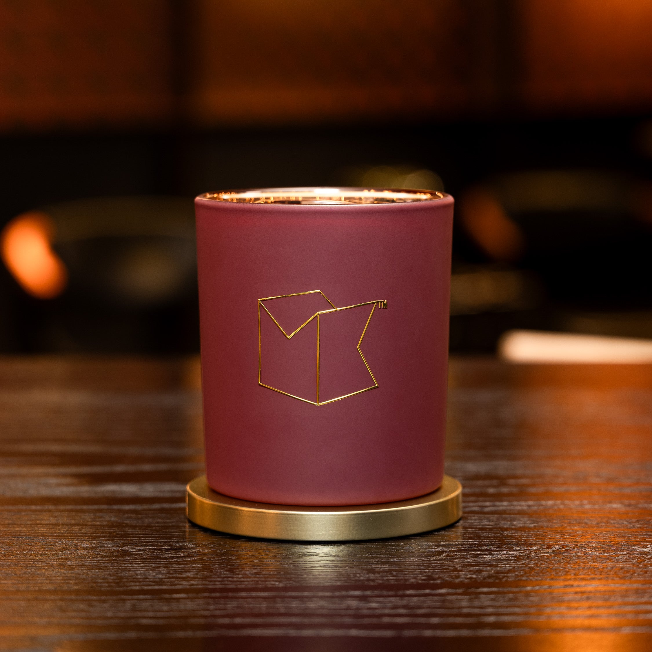 トリーバーチ　キャンドル TORY BURCH - Our Cedarwood Candle One of Tory's favorite